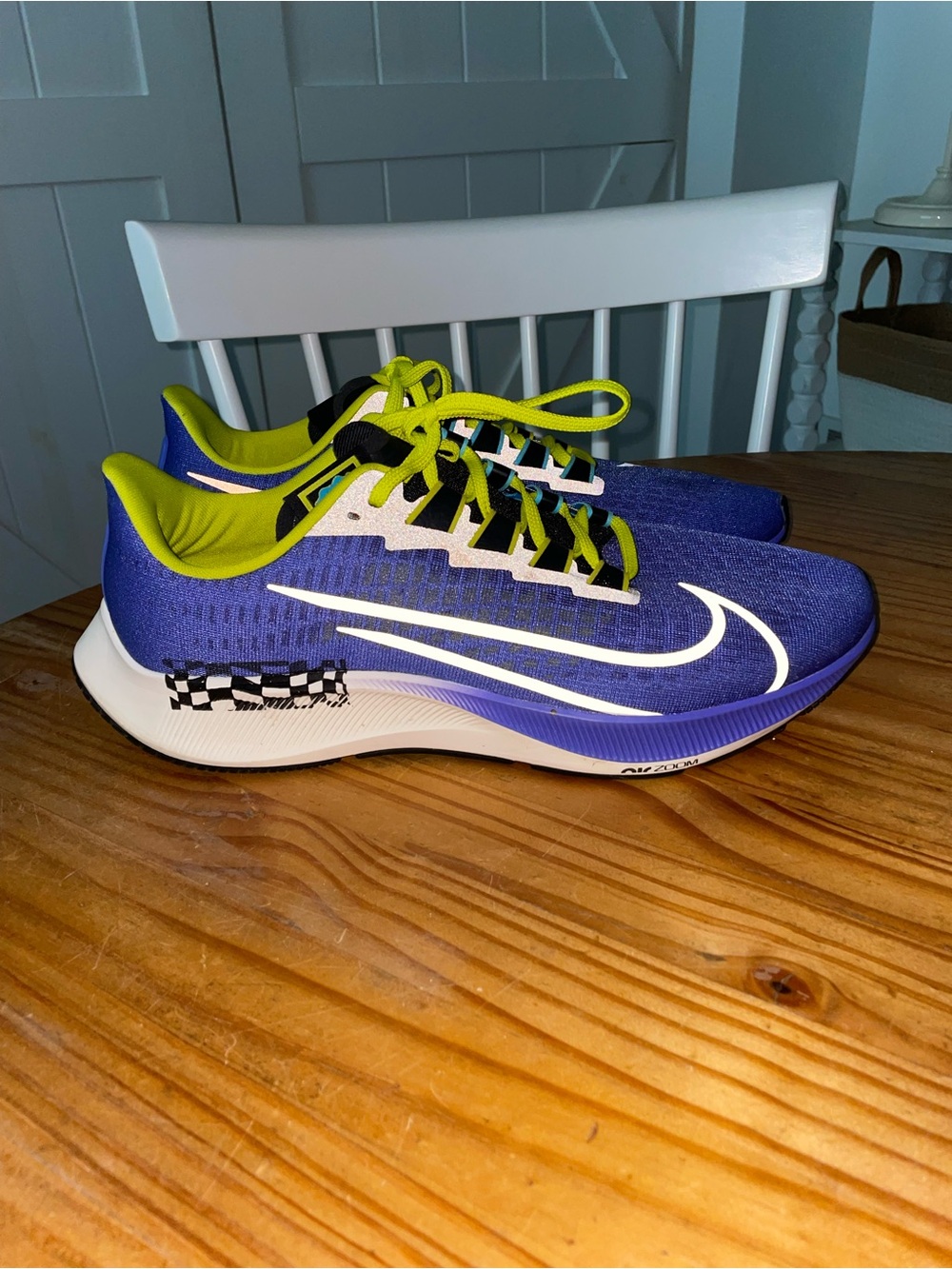 Nike Air Zoom Pegasus 37 Mens A.I.R. by Chaz Bundick Sz US 12 Violet/Cactus